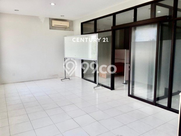 Ruko Dijual di Tangerang Selatan LT 200m2 & LB 338m2 Lokasi Terbaik! Ruko Dijual di Tangerang Selatan LT 200m2 & LB 338m2 Lokasi Terbaik!