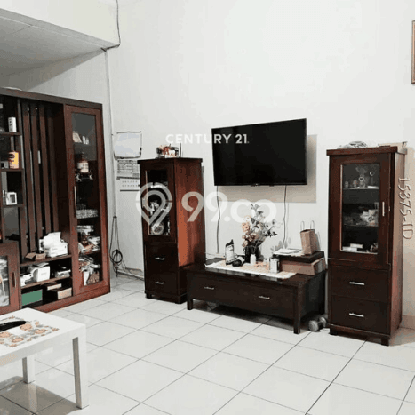 Hunian Mewah LB 180m2 Siap Pakai Desain Elegan di Bintaro, Tangerang Selatan Hunian Mewah LB 180m2 Siap Pakai Desain Elegan di Bintaro, Tangerang Selatan
