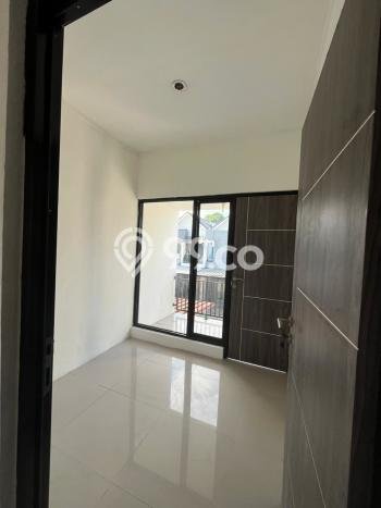 For Sale Hunian Rumah Nyaman 3 KT di Bintaro, Tangerang Selatan For Sale Hunian Rumah Nyaman 3 KT di Bintaro, Tangerang Selatan