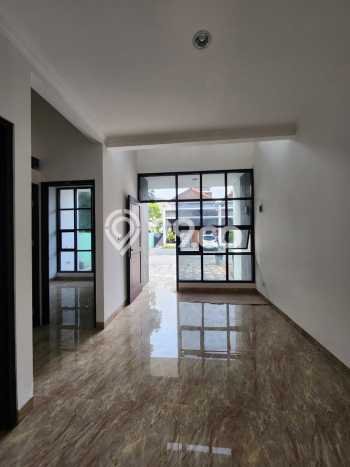 Rumah Modern 3 Kamar LT 90m2 di Cipadu Rumah Modern 3 Kamar LT 90m2 di Cipadu