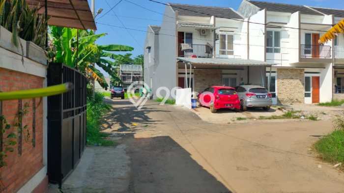Dijual Hunian Rumah Terawat 3 Kamar di BSD, Tangerang Dijual Hunian Rumah Terawat 3 Kamar di BSD, Tangerang