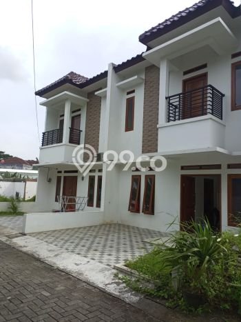 Rumah Minimalis 3 KT di Bintaro Tangerang Selatan Unfurnished Rumah Minimalis 3 KT di Bintaro Tangerang Selatan Unfurnished