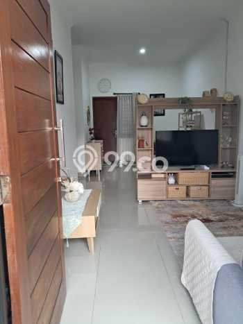 For Sale Rumah 2 Kamar Lokasi Strategis Nyaman dan Strategis di Sawangan For Sale Rumah 2 Kamar Lokasi Strategis Nyaman dan Strategis di Sawangan