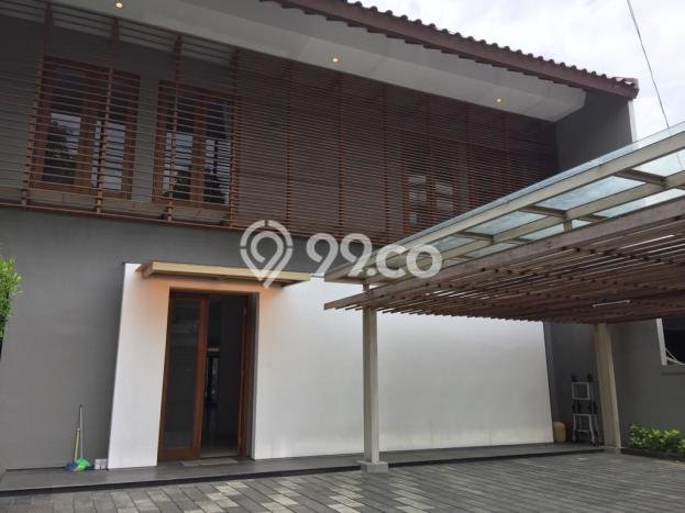Disewakan segera rumah minimalis strategis 4 Kamar di Menteng, Jakarta Pusat Disewakan segera rumah minimalis strategis 4 Kamar di Menteng, Jakarta Pusat