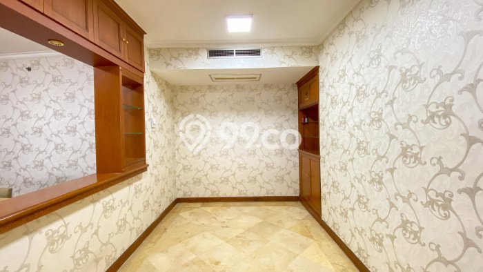 Apartemen Sewa 3 Kamar Murah Siap Huni di Jakarta Barat, Luas 203m2 Apartemen Sewa 3 Kamar Murah Siap Huni di Jakarta Barat, Luas 203m2