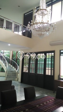 Rumah kawasan Pondok Indah, Siap Huni, 5 KT, Dekat Pondok Indah, Jakarta Selatan, Jakarta Selatan, LT 550m² LB 800m² Rumah kawasan Pondok Indah, Siap Huni, 5 KT, Dekat Pondok Indah, Jakarta Selatan, Jakarta Selatan, LT 550m² LB 800m²