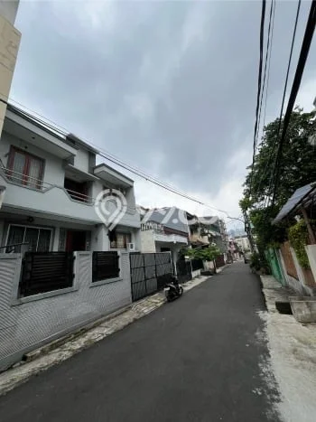 Rumah sewa siap huni 3 KT di Tomang, Jakarta Barat Rumah sewa siap huni 3 KT di Tomang, Jakarta Barat
