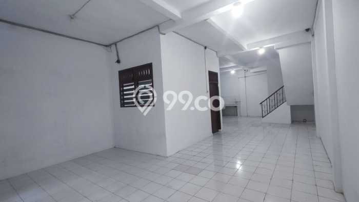 Dijual Hunian Rumah Terawat 2 KT di Jembatan Besi, Jakarta Barat Dijual Hunian Rumah Terawat 2 KT di Jembatan Besi, Jakarta Barat