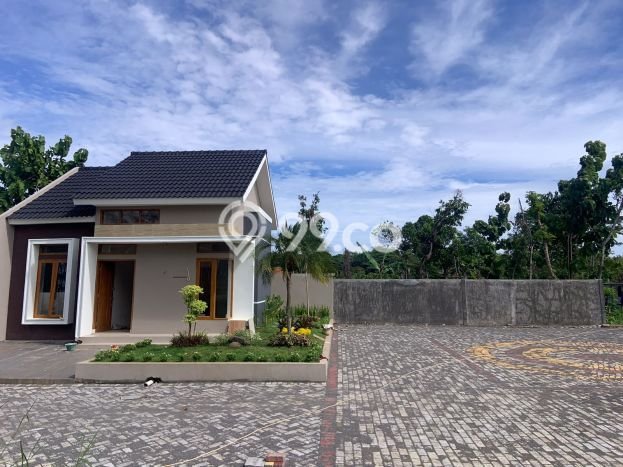 Rumah Minimalis Dijual di Slawi 2 Kamar dengan Luas Tanah 84m2 Rumah Minimalis Dijual di Slawi 2 Kamar dengan Luas Tanah 84m2