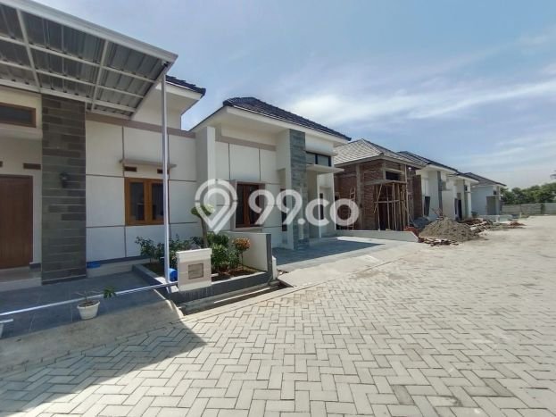Rumah Minimalis Dijual di Slawi 2 Kamar dengan Luas Tanah 96m2 Rumah Minimalis Dijual di Slawi 2 Kamar dengan Luas Tanah 96m2