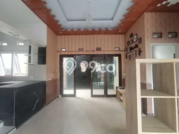 Rumah Modern Cantik 2 KT Bisa Langsung Pindah di Tegal Barat Rumah Modern Cantik 2 KT Bisa Langsung Pindah di Tegal Barat