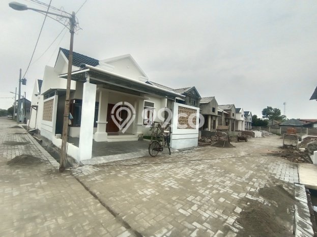 Jual Rumah Harga Miring Tegal Timur Punya 2 Kamar & LT 84m2 Jual Rumah Harga Miring Tegal Timur Punya 2 Kamar & LT 84m2