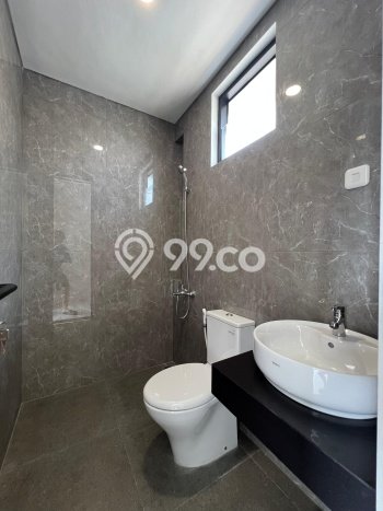 Rumah Luxury Modern Tanpa Renovasi di Kemang Jakarta Selatan Rumah Luxury Modern Tanpa Renovasi di Kemang Jakarta Selatan