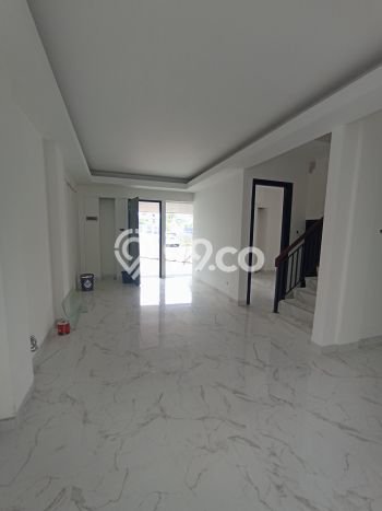 Rumah Luxury Modern Siap Huni di Rempoa Tangerang Selatan Rumah Luxury Modern Siap Huni di Rempoa Tangerang Selatan