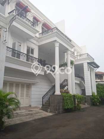 Rumah Mewah LB 240m2 Siap Huni Desain Elegan di Fatmawati, Jakarta Selatan Rumah Mewah LB 240m2 Siap Huni Desain Elegan di Fatmawati, Jakarta Selatan