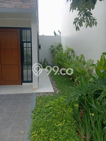 For Sale Hunian Rumah Nyaman 4 Kamar di Cirendeu, Jakarta Selatan For Sale Hunian Rumah Nyaman 4 Kamar di Cirendeu, Jakarta Selatan