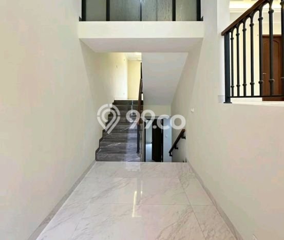 Dijual Rumah Premium dengan Fasilitas Sekitar Lengkap di Jagakarsa, Jakarta Selatan Dijual Rumah Premium dengan Fasilitas Sekitar Lengkap di Jagakarsa, Jakarta Selatan