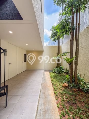 Jual Rumah Mewah Elegan Dengan View Eksklusif di Ampera, Jakarta Selatan Jual Rumah Mewah Elegan Dengan View Eksklusif di Ampera, Jakarta Selatan