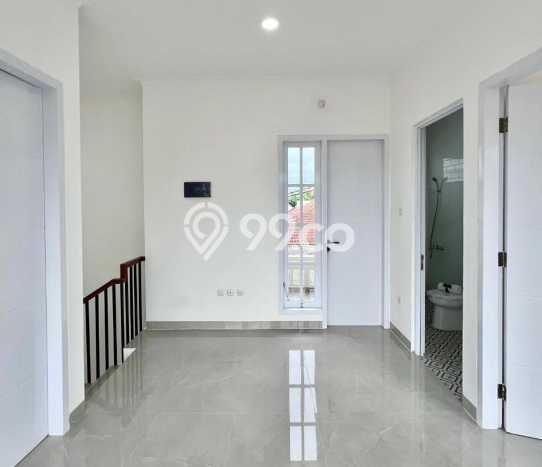 For Sale Hunian Rumah Nyaman 3 Kamar di Cinere, Jakarta Selatan For Sale Hunian Rumah Nyaman 3 Kamar di Cinere, Jakarta Selatan