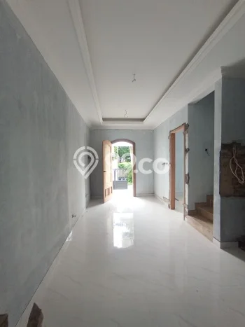 Ready to Use! Luxury House LT 80m2 Desain Modern di Fatmawati Ready to Use! Luxury House LT 80m2 Desain Modern di Fatmawati