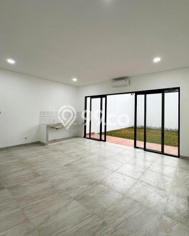 Rumah Strategis Modern Lb 115m2 di Ciputat Timur, Tangerang Selatan Rumah Strategis Modern Lb 115m2 di Ciputat Timur, Tangerang Selatan