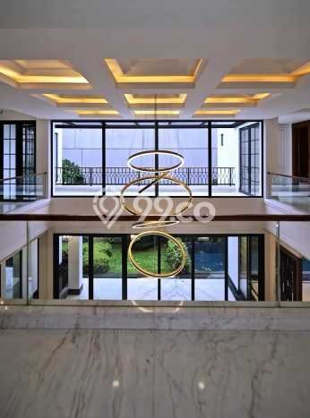 Hunian Elit LB 1000m2 Siap Huni Desain Elegan di Pondok Indah, Jakarta Selatan Hunian Elit LB 1000m2 Siap Huni Desain Elegan di Pondok Indah, Jakarta Selatan