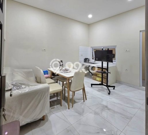 Dijual Rumah 2 Kamar Lokasi Ideal Bagus dan Strategis di Cinere Dijual Rumah 2 Kamar Lokasi Ideal Bagus dan Strategis di Cinere