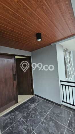 Rumah Modern 4 KT di Cinere Jakarta Selatan Unfurnished Rumah Modern 4 KT di Cinere Jakarta Selatan Unfurnished