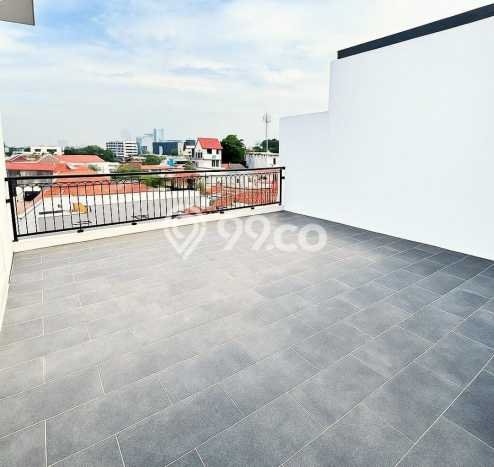 Rumah Elit LB 280m2 Siap Huni Desain Elegan di Pejaten, Jakarta Selatan Rumah Elit LB 280m2 Siap Huni Desain Elegan di Pejaten, Jakarta Selatan