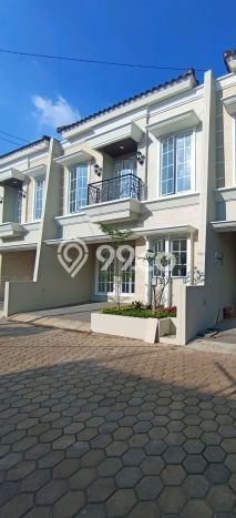Dijual Hunian Rumah Nyaman 4 Kamar di Cinere, Jakarta Selatan Dijual Hunian Rumah Nyaman 4 Kamar di Cinere, Jakarta Selatan
