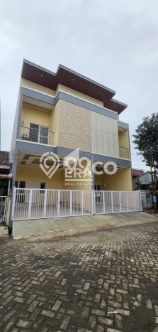 Rumah Modern 3 KT di Harapan Indah Bekasi Unfurnished Rumah Modern 3 KT di Harapan Indah Bekasi Unfurnished