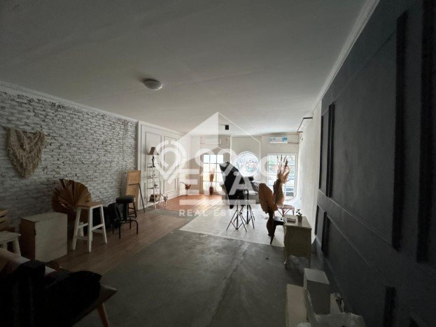 Unit Ruko Dijual di Bekasi LT 55m2 & LB 110m2 Unit Ruko Dijual di Bekasi LT 55m2 & LB 110m2