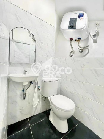 Rumah Kost untuk Dijual di Pinangsia Punya 20 Kamar Rumah Kost untuk Dijual di Pinangsia Punya 20 Kamar