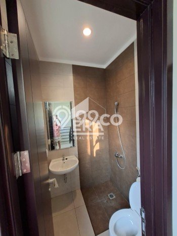 Rumah Minimalis 2 KT di Summarecon Crown Gading Bekasi Unfurnished Rumah Minimalis 2 KT di Summarecon Crown Gading Bekasi Unfurnished