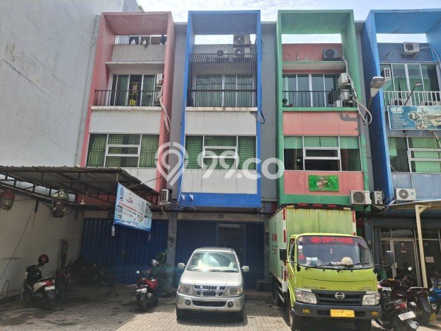 Unit Ruko Dijual di Jakarta Barat LT 69m2 & LB 202m2 Unit Ruko Dijual di Jakarta Barat LT 69m2 & LB 202m2