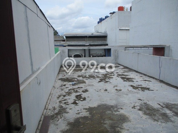 Unit Ruko Dijual di Jakarta Barat LT 69m2 & LB 202m2 Unit Ruko Dijual di Jakarta Barat LT 69m2 & LB 202m2