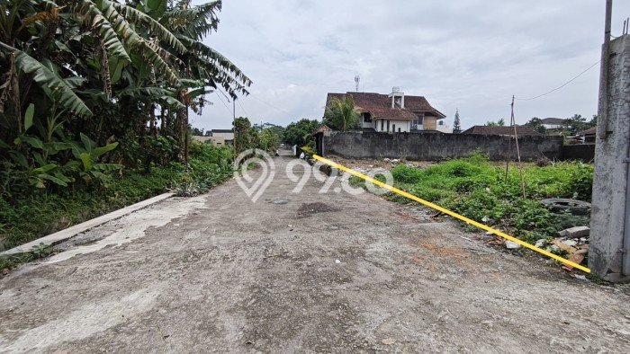 Lahan Dijual Lokasi Strategis di Yogyakarta dengan Luas 527m2 Lahan Dijual Lokasi Strategis di Yogyakarta dengan Luas 527m2