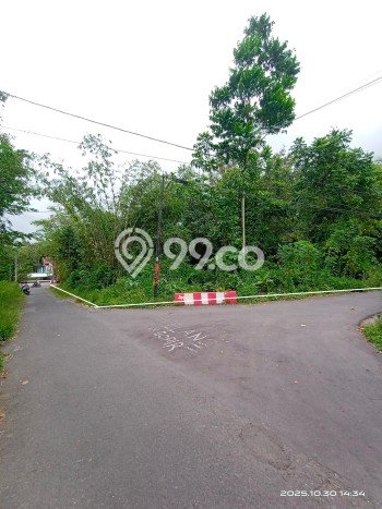 Tanah Kawasan Komersial di Ngaglik, Luas 3100m2m², Ideal untuk Bisnis Tanah Kawasan Komersial di Ngaglik, Luas 3100m2m², Ideal untuk Bisnis