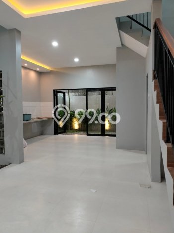 DIJUAL CEPAT! Rumah Modern di Depok, Sleman, Luas 103m2m² Bangunan 115m2m² Bisa Nego! DIJUAL CEPAT! Rumah Modern di Depok, Sleman, Luas 103m2m² Bangunan 115m2m² Bisa Nego!