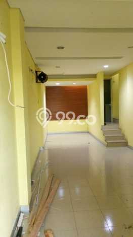 Ruko untuk disewa di Penjaringan punya LT 60m2 & LB 150m2 harga sewa kompetitif Ruko untuk disewa di Penjaringan punya LT 60m2 & LB 150m2 harga sewa kompetitif