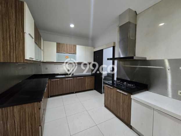 Disewakan Rumah Murah di Pantai Indah Kapuk Jakarta Utara dengan 4 KT Disewakan Rumah Murah di Pantai Indah Kapuk Jakarta Utara dengan 4 KT