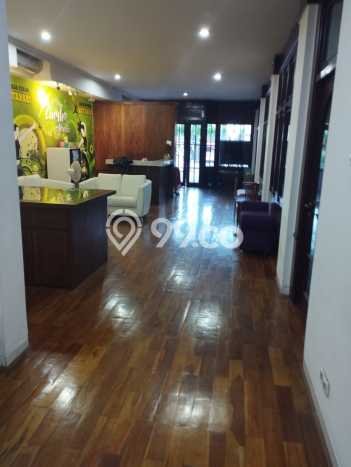 KAWASAN KOMERSIAL! Ruko For Rent di Mlati, Luas 400m2m², Akses Strategis KAWASAN KOMERSIAL! Ruko For Rent di Mlati, Luas 400m2m², Akses Strategis