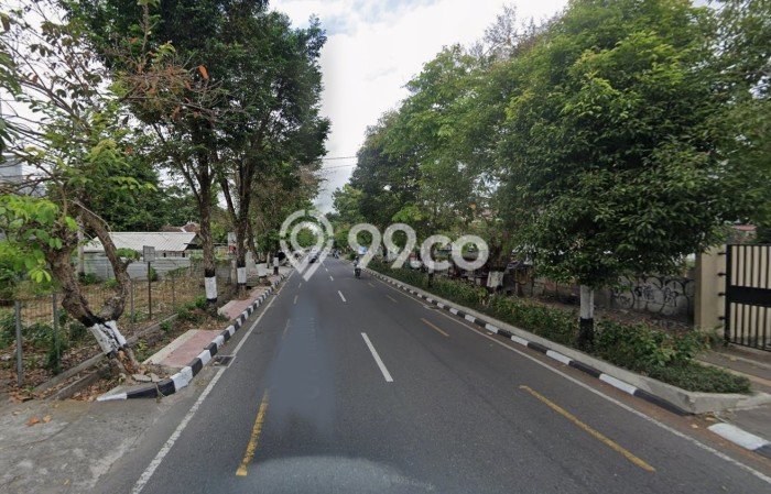 Rumah Mewah Dijual LT 1176m2 di Umbulharjo, Yogyakarta Rumah Mewah Dijual LT 1176m2 di Umbulharjo, Yogyakarta