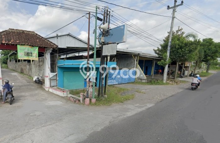 Unit Gudang Dijual di Banguntapan Bantul Luas Bangunan 612m2 Unit Gudang Dijual di Banguntapan Bantul Luas Bangunan 612m2