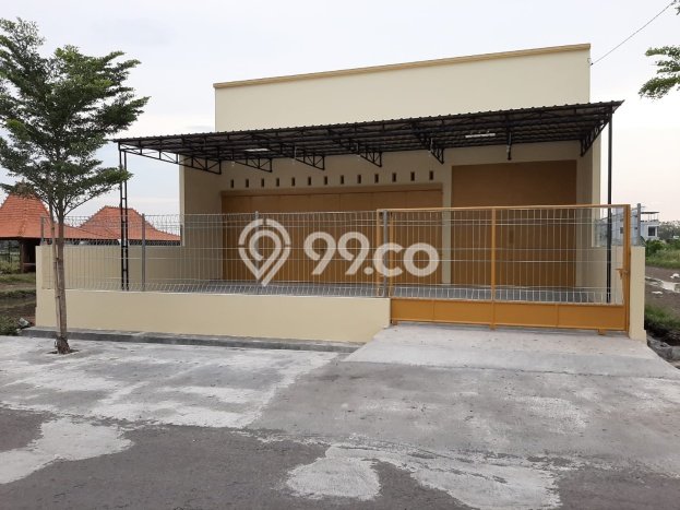 Ruko Strategis Kawasan Kalasan, Luas 200m2m², Lokasi Komersial Ruko Strategis Kawasan Kalasan, Luas 200m2m², Lokasi Komersial