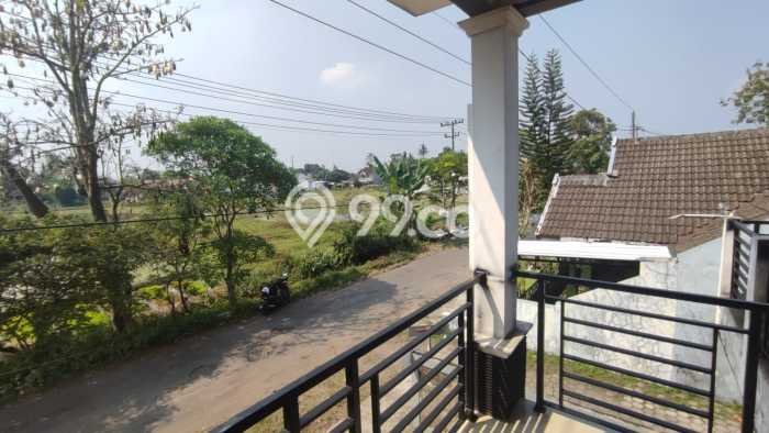 NEW LISTING! Rumah Premium di Godean, LT 133m² Bangunan 110m² NEW LISTING! Rumah Premium di Godean, LT 133m² Bangunan 110m²