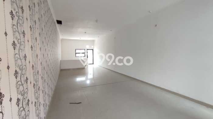 LOKASI STRATEGIS! Ruko Kawasan Depok, Luas 222m², Pusat Komersial, Mainroad LOKASI STRATEGIS! Ruko Kawasan Depok, Luas 222m², Pusat Komersial, Mainroad