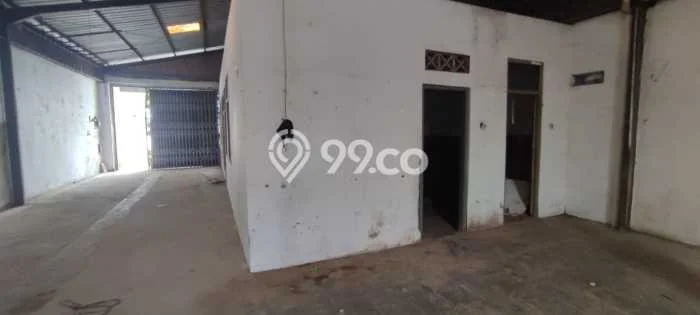 PRIME LOCATION! Gudang Kawasan Depok, Luas 560m², Area Ramai, Siap Untuk Digunakan PRIME LOCATION! Gudang Kawasan Depok, Luas 560m², Area Ramai, Siap Untuk Digunakan
