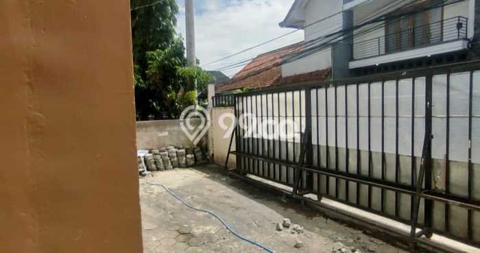Bangunan Komersil Cocok Untuk Supermarket, Kantor, Depok, Sleman Bangunan Komersil Cocok Untuk Supermarket, Kantor, Depok, Sleman
