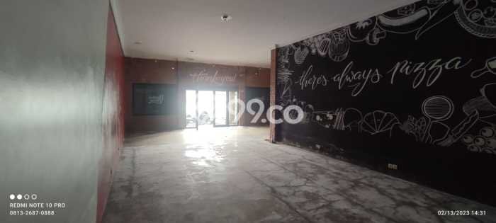PELUANG EMAS! Komersial di , Luas 833m2m², Potensi Sewa Tinggi PELUANG EMAS! Komersial di , Luas 833m2m², Potensi Sewa Tinggi